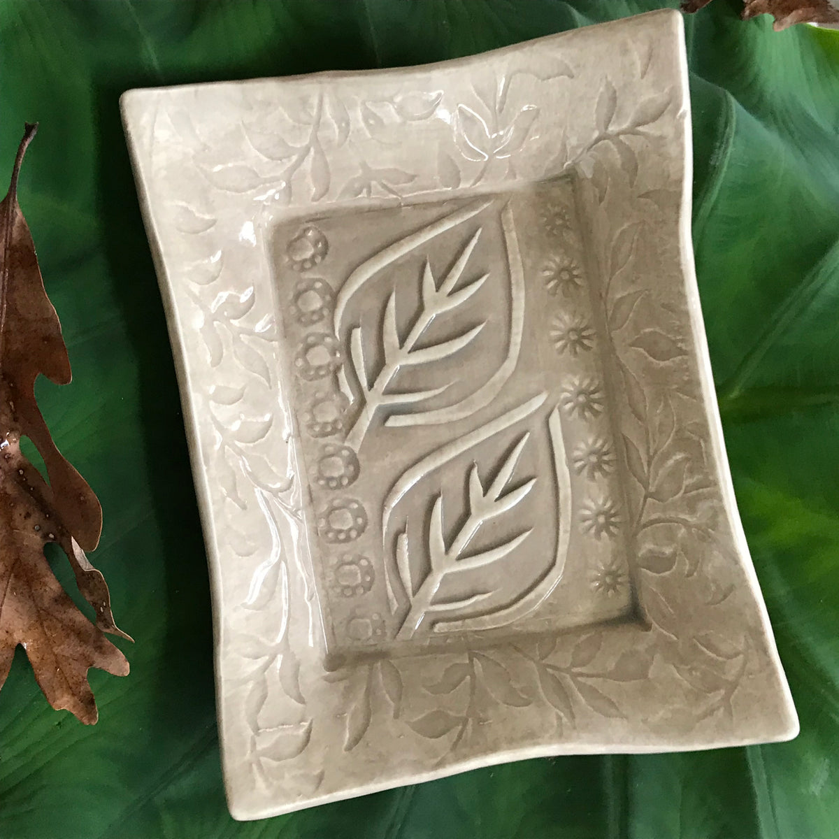 Tray - 5 x 7 - &quot;Two Leaf&quot; - Taupe