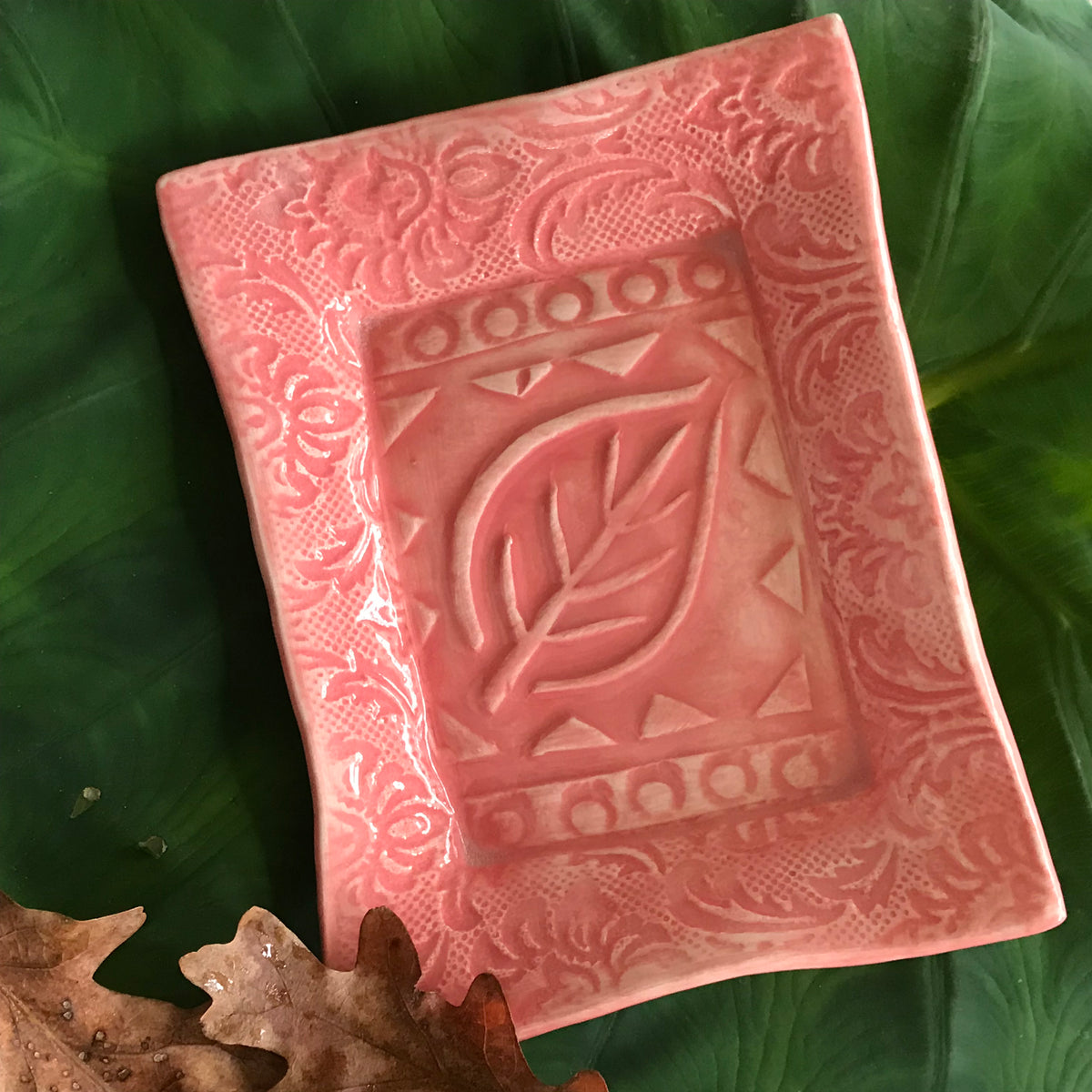 Tray - 5 x 7 - &quot;Leaf&quot; - Pink